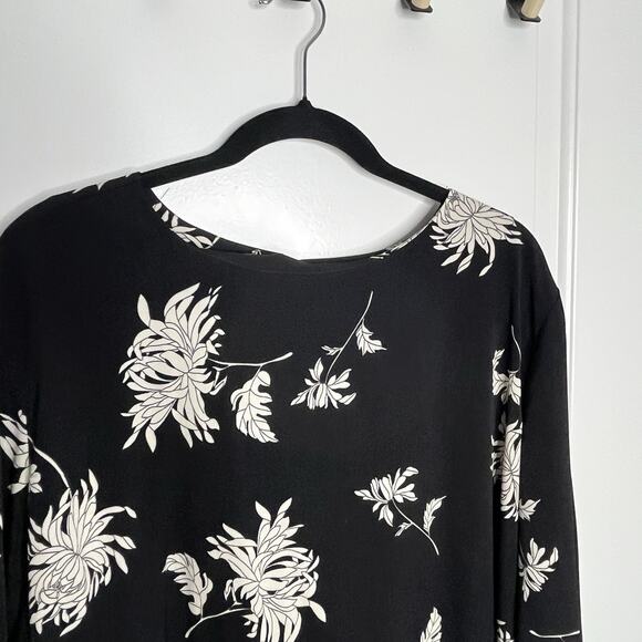 Neiman Marcus Blouse Women's 3X Black Floral Flutter Sleeve Asymmetric Flowy - Picture 4 of 10